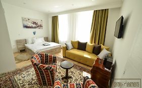Centro Apartments